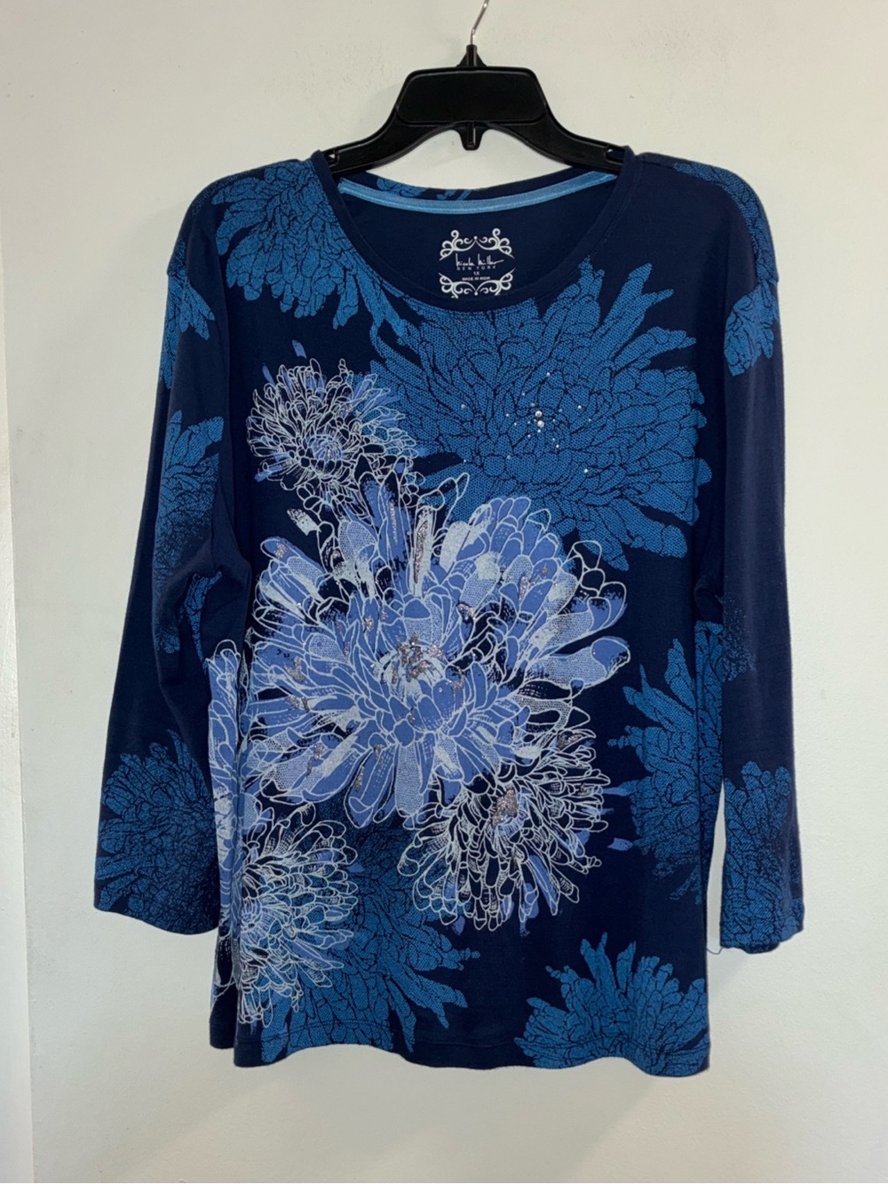 Nicole Miller Navy Blue Floral Scoop Neck‎ Top